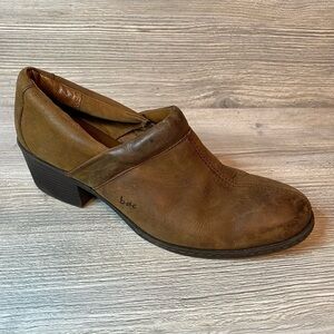 BOC Born concepts woman’s brown leather mule bootie clog Kinney bc0546